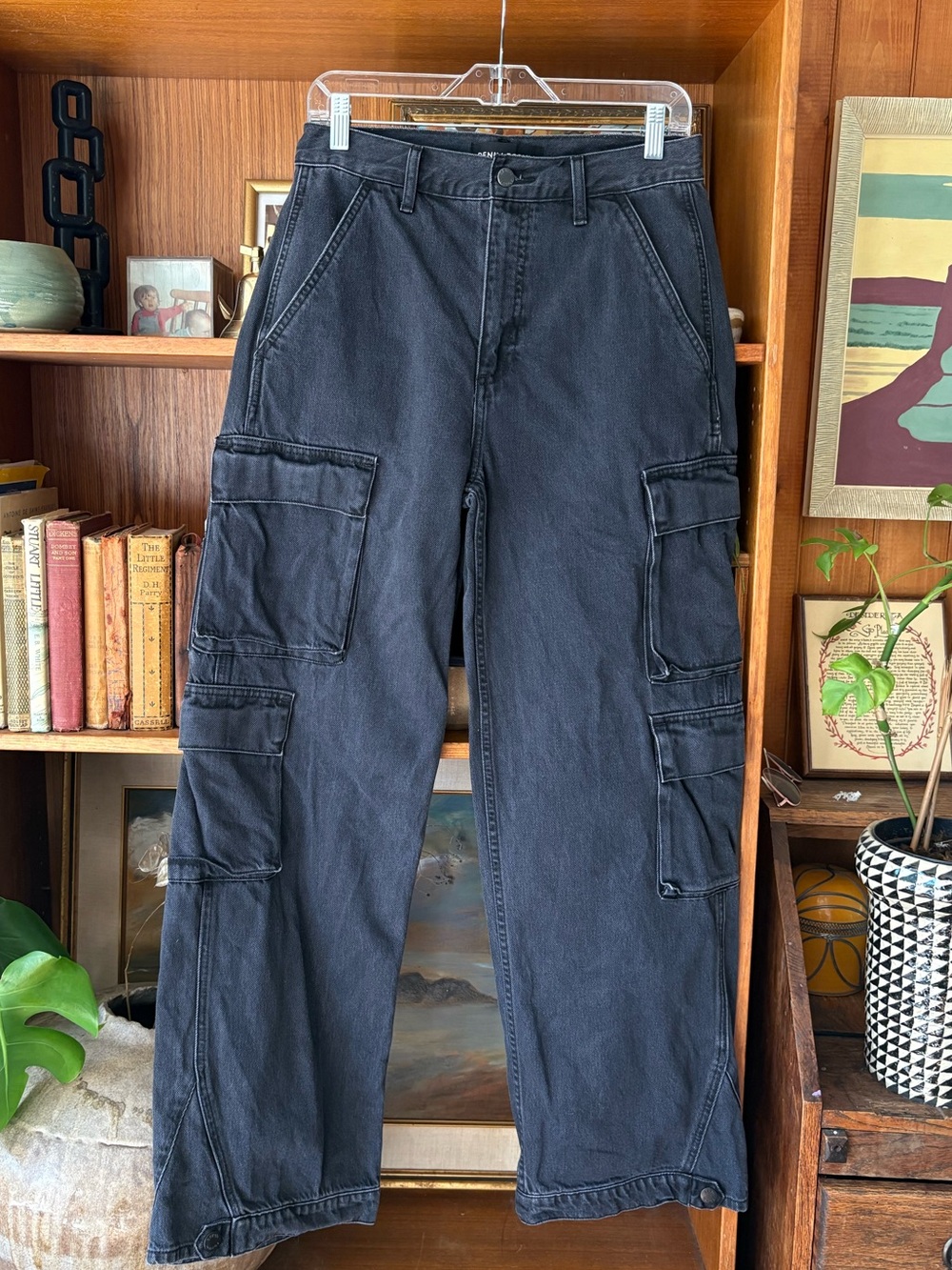 Denim Forum 90s Millie Hi Rise Cargo 27